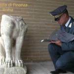 La Guardia di Finanza recupera Sfinge etrusca trafugata dal Museo di Cerveteri nel maggio scorso.