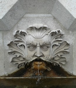 Un "Green man" sulla fontana del Parco del Castello di Miramare a Trieste